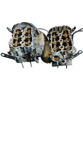 AUDİ A6 3.2 FSİ AUK SİLİNDİR KAPAĞI