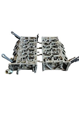 AUDİ A7 3.0 TDİ CRT SİLİNDİR KAPAĞI