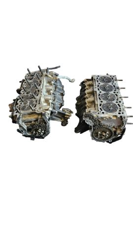 AUDİ A8 4.2 TDİ CDS SİLİNDİR KAPAĞI