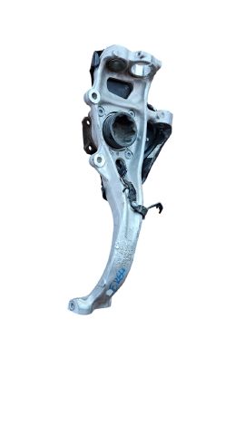 Q7 17-23 SAĞ TAŞIYICI  VE PORYA