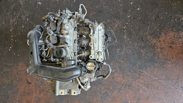 SKODA FABİA 1.0 TSİ DKR MOTOR